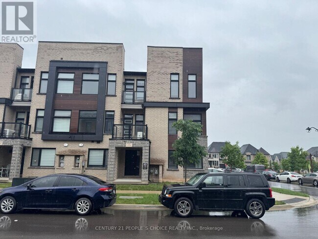 Photo - 2518 Littlefield Cres