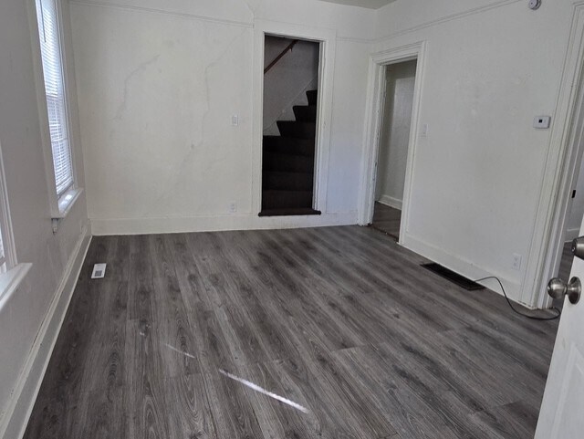 515 W Ring St