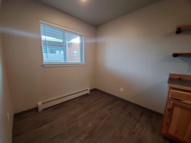 Photo - Riverbend Apartments
