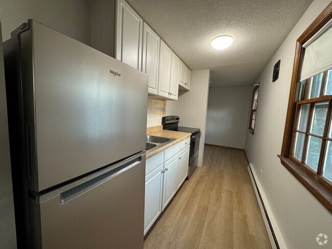 Building Photo - 102 Washington St Unit 1 Rental