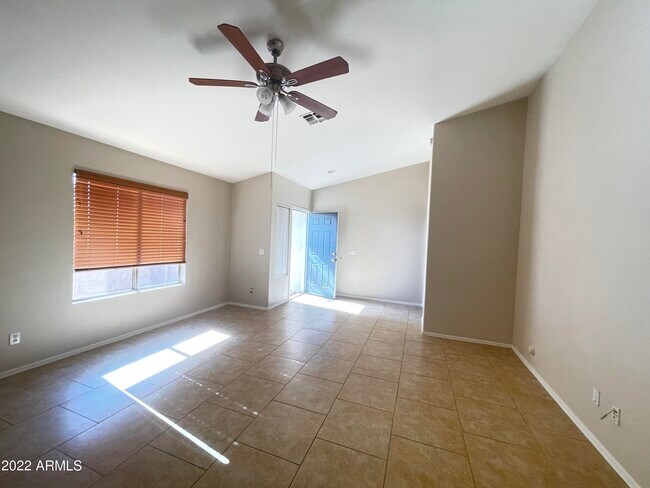 Photo - 4004 S Summer Ct