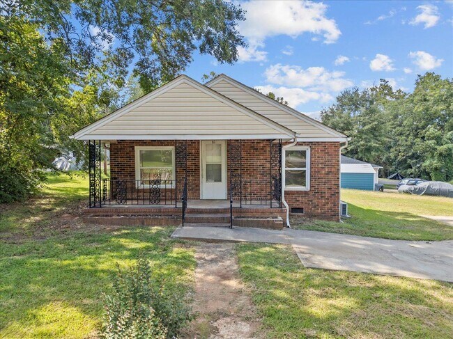 Photo - 61 Carver St
