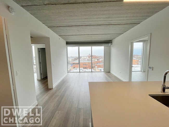 Building Photo - 3914 N Broadway St Unit 1 Rental