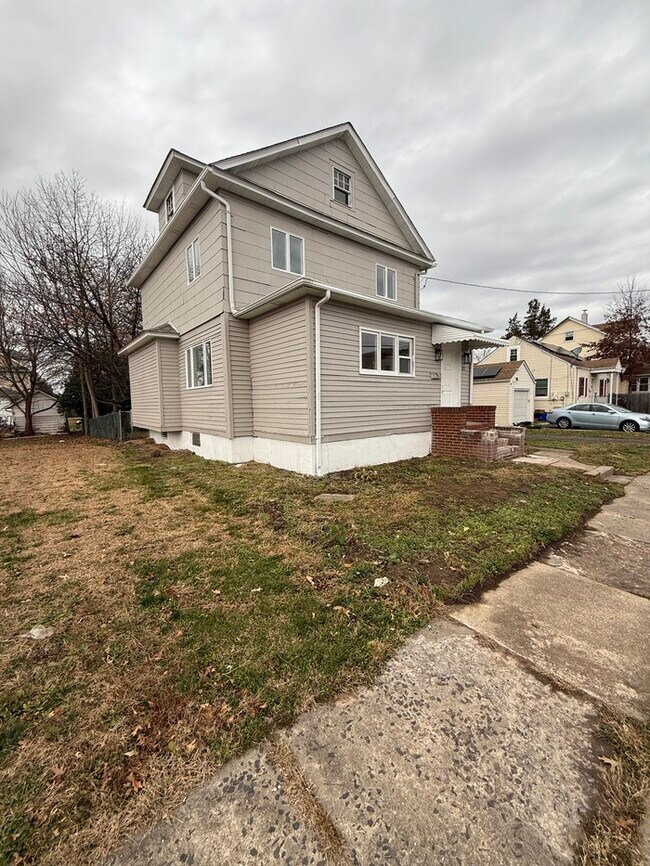 Photo - 255 N 1st Ave