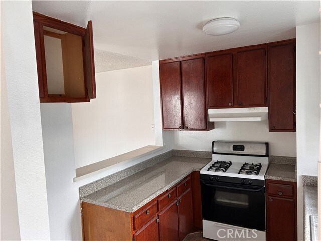 Photo - 822 E Lomita Ave Unidad 5