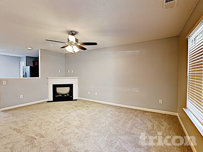 Photo - 293 Lossie Ln