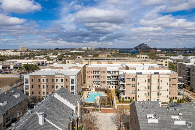 Meridian Square Condos - Meridian Square Condos