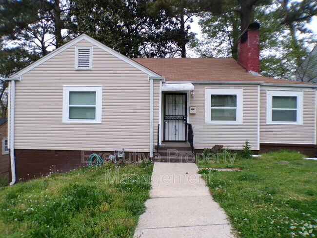 Building Photo - 525 85th St S Rental