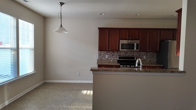 Photo - 1113 Garden Square Ln