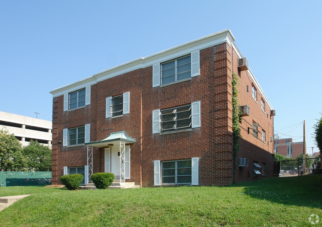 Photo - 338 W 8th Ave