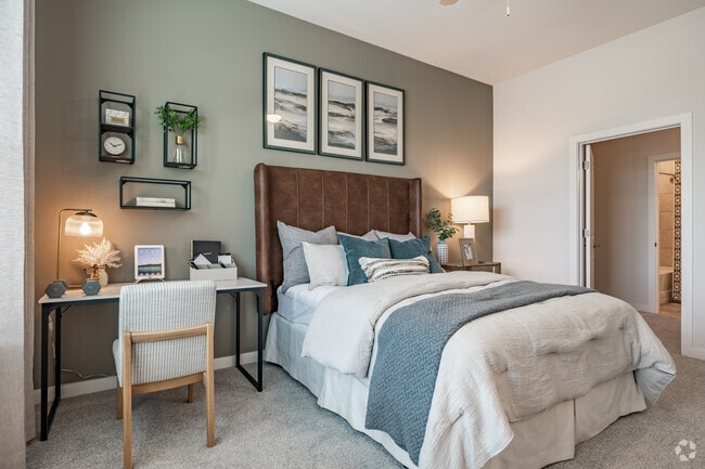 2BR, 2BA - 1241SF