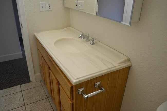 Photo - 26857 Madison St Unit B