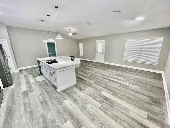 Photo - 2115 Purcell Dr