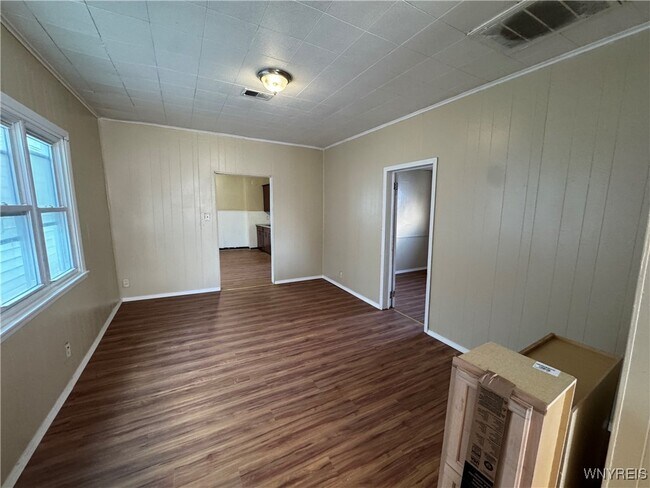 Photo - 540 Willett St