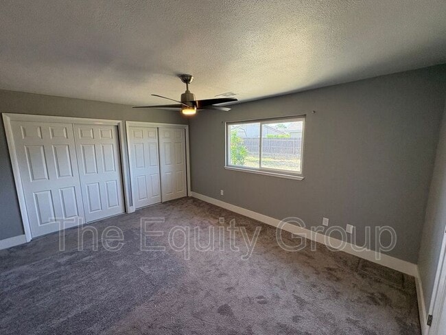 Photo - 609 S Acacia Dr