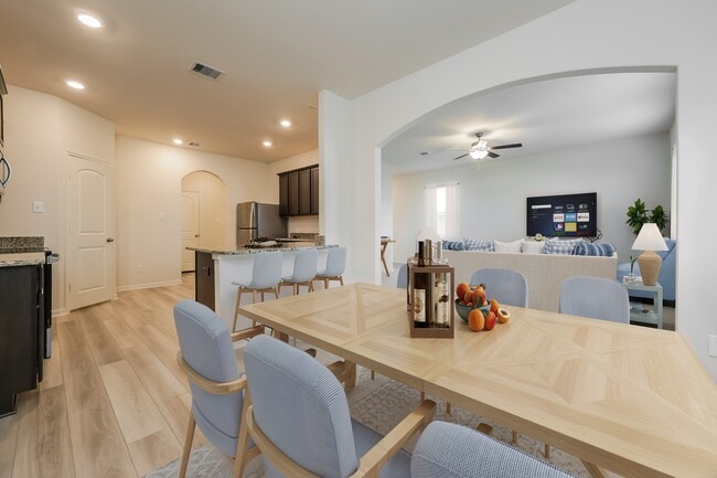 Photo - 8414 Bermuda Blue Rd