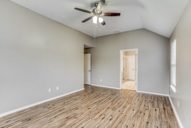 Building Photo - 6363 Bright Falls Ln