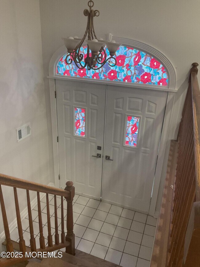 Photo - 117 Greymoor Rd