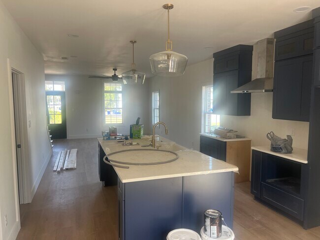 205 Walker St Unit B