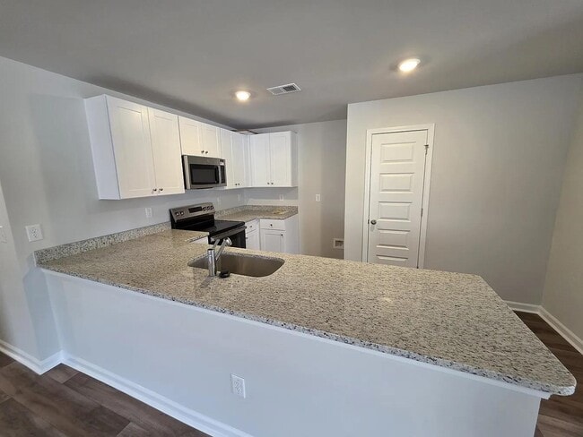 Photo - 532 Runaway Train Dr