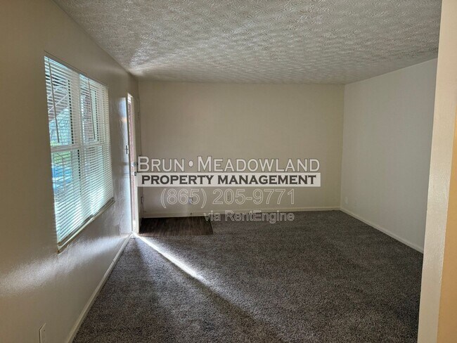 Photo - 5525 Jacksboro Pike Unit 06