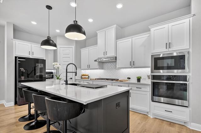 Photo - 624 Treaty Oak Dr