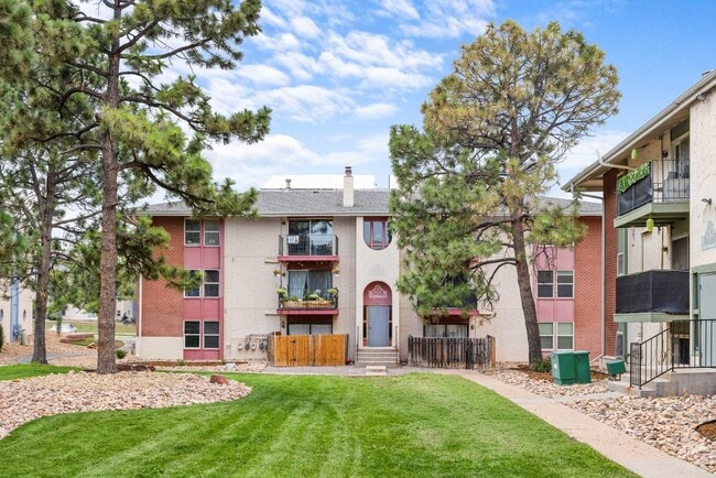 Building Photo - 12168 N Melody Dr Unit 204 - 12168 Melody #204