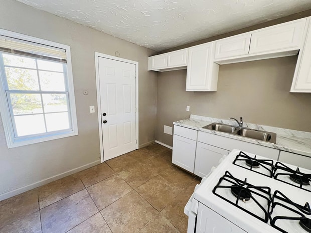 Photo - 1603 SE 62nd St