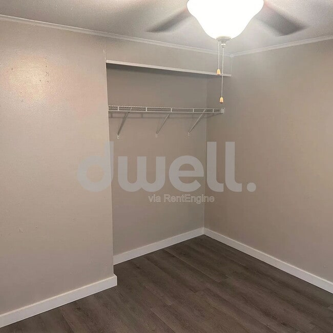 Photo - 808 Forest Ridge Pl