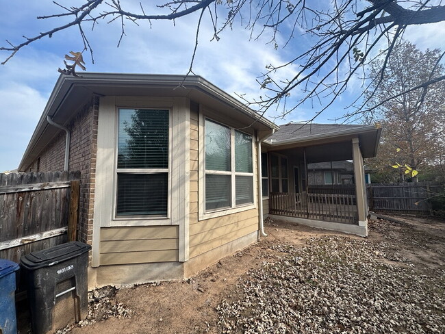 Photo - 1722 Cedric Ln