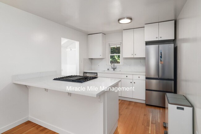 Photo - 2021 Fifth Ave Unidad 2021