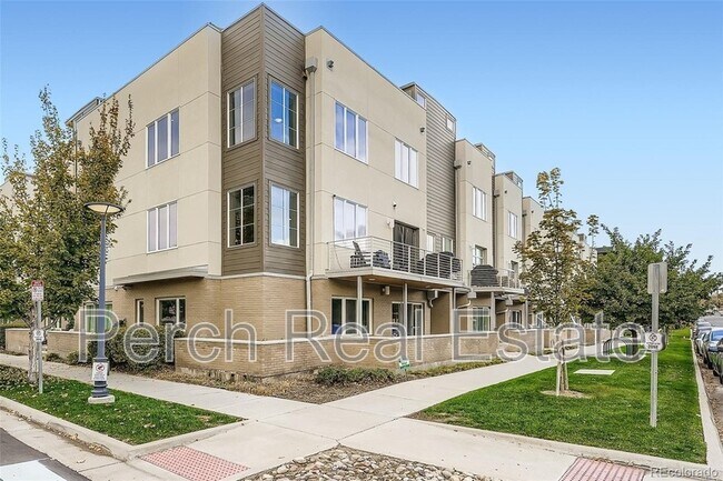 Photo - 177 S Harrison St