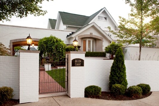 Photo - Allen Court Apartments