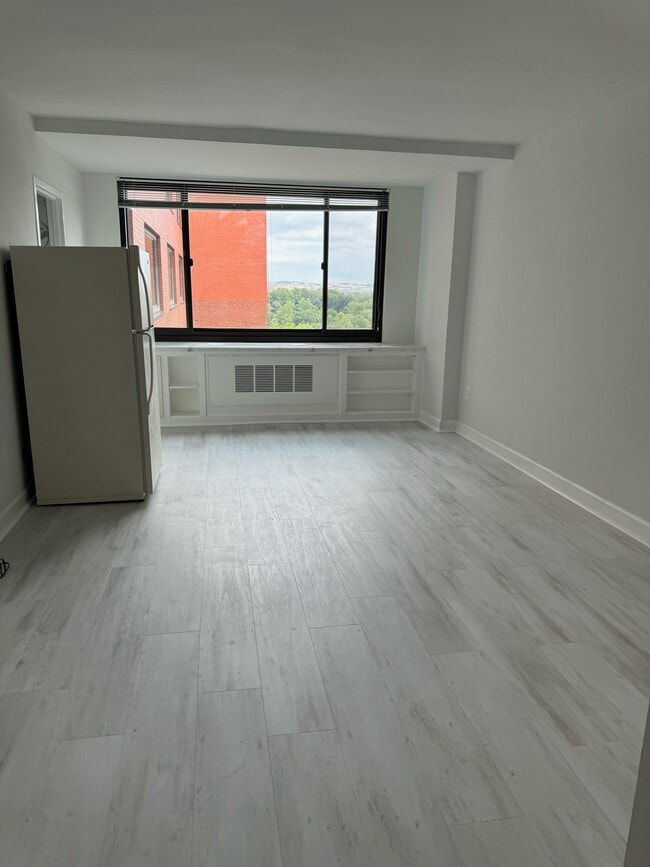 Photo - 1011 Arlington Blvd Unit 925