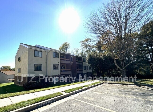 Building Photo - 1001 Scarlet Oak Ct Unit 3B Rental