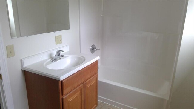 Photo - 211 Water St Unidad 211 Water Street #1
