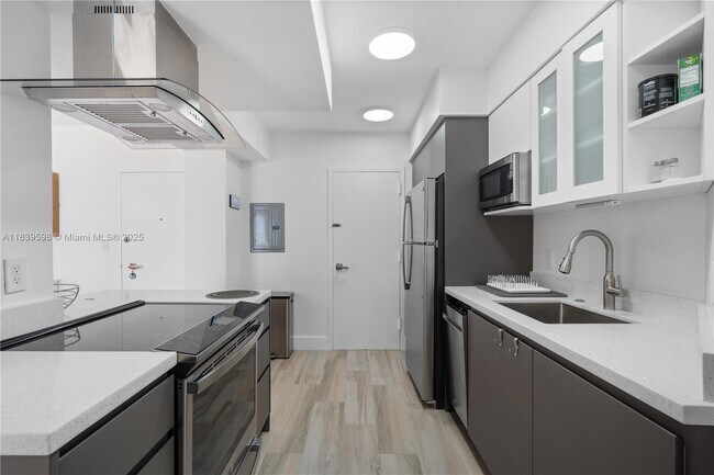 Photo - 300 Bayview Dr Unit 1510