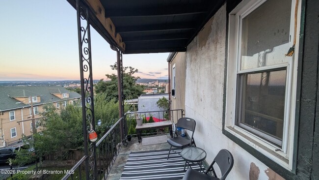 Photo - 914 W Lackawanna Ave