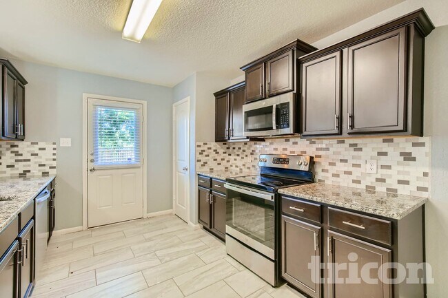 Photo - 6115 Southern Vis