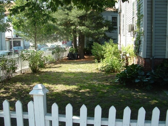 Photo - 279 Washington St Unit 3