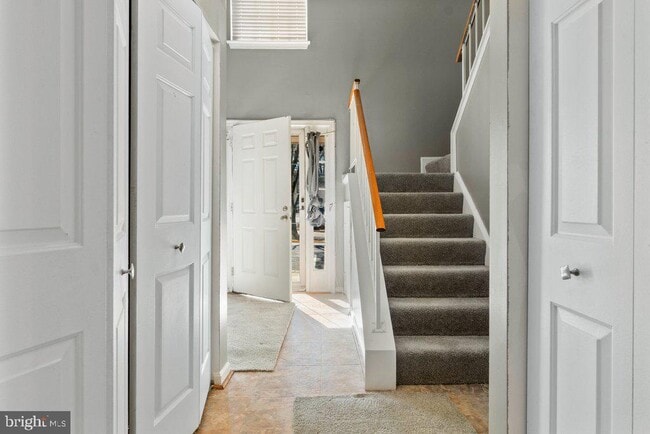 Photo - 10477 Campus Way S