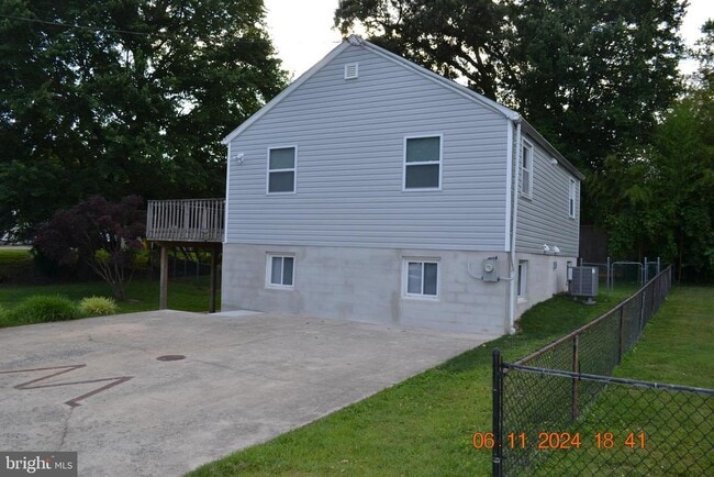 Photo - 329 Bar Harbor Rd