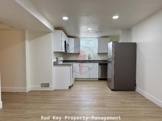 Photo - Stansbury Ave Duplex