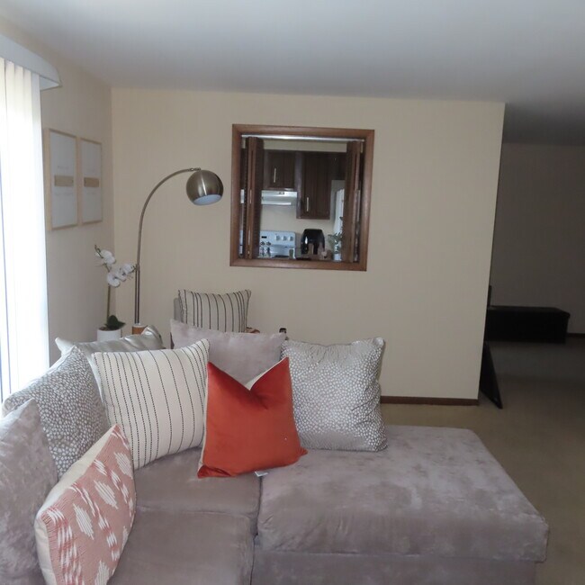 Photo - 2325 N Neva Ave Unit 312B