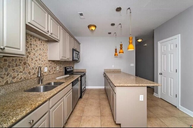 Photo - Willoughby Beach