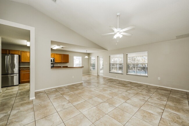 Photo - 11022 4th Ave E