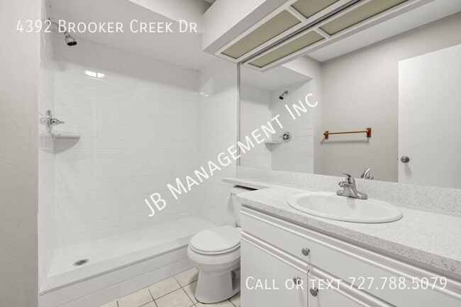 Photo - 4392 Brooker Creek Dr