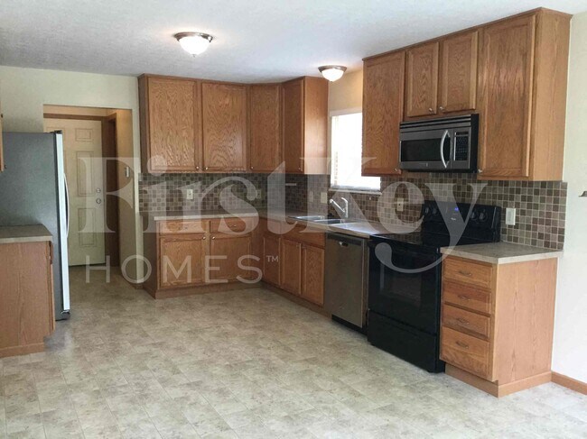 Photo - 7944 Birch Creek Dr