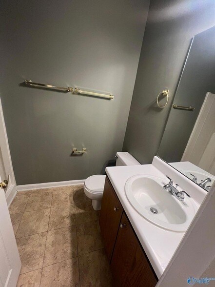 Photo - 111 Bentworth Ln