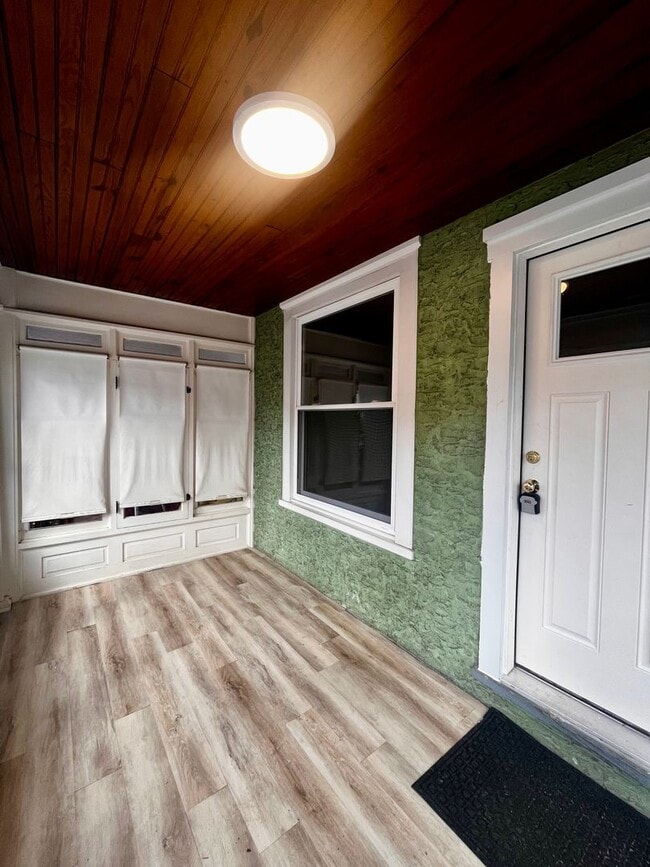 Photo - Spacious 4 Bedroom Home Available Now!